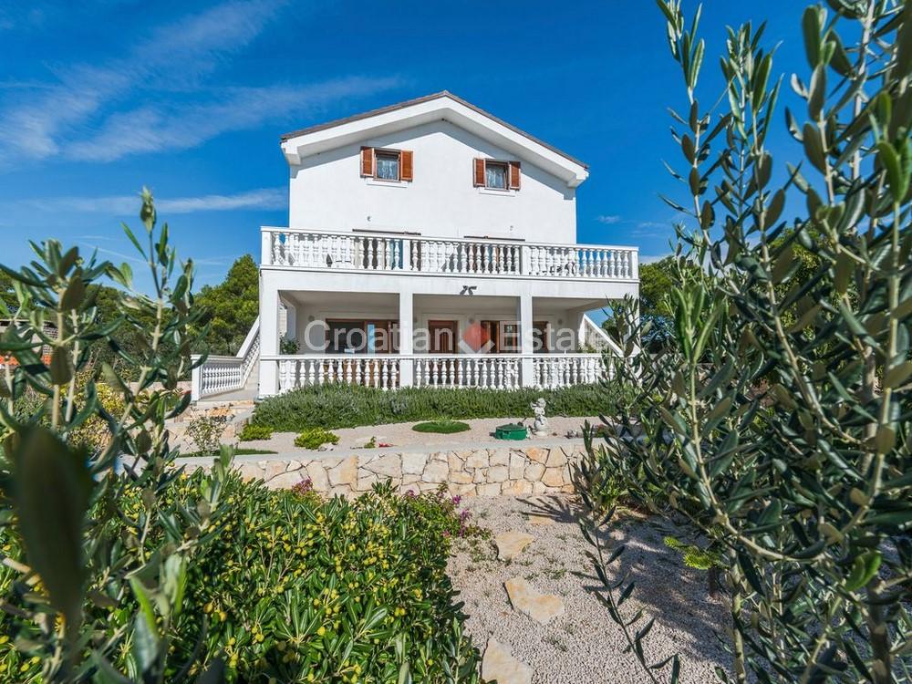 2 - venda casa frente ao mar pirovac sibenik croácia