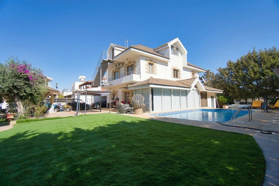 2 - vente villa limassol limassol chypre