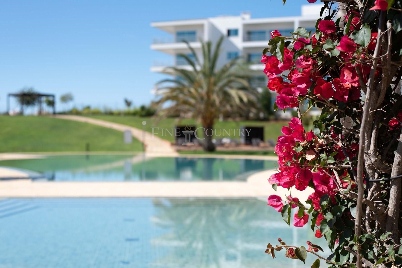 1 - waterfront apartment for sale in portimão algarve portugal