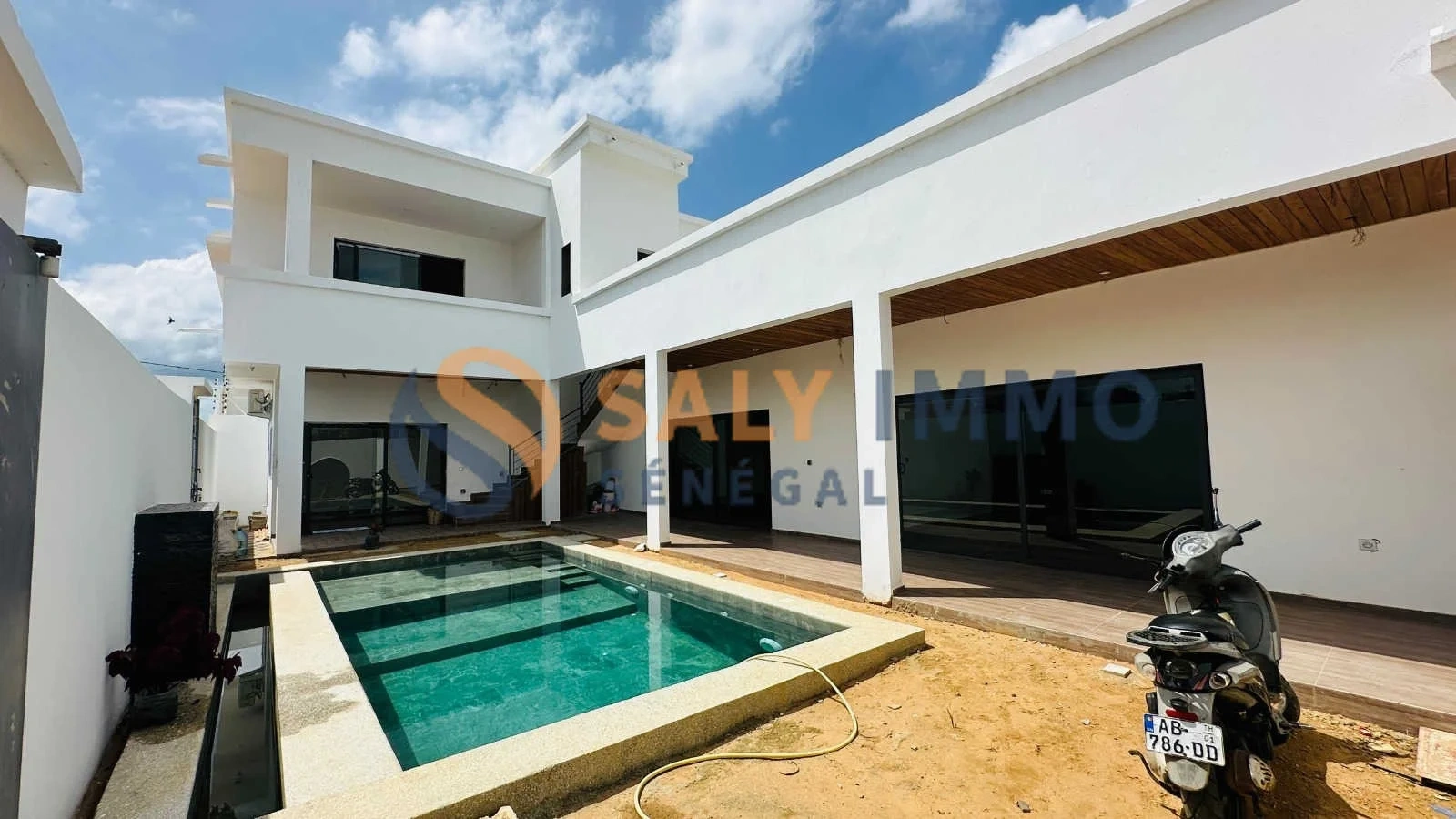 1 - vente villa ngaparou thiès sénégal