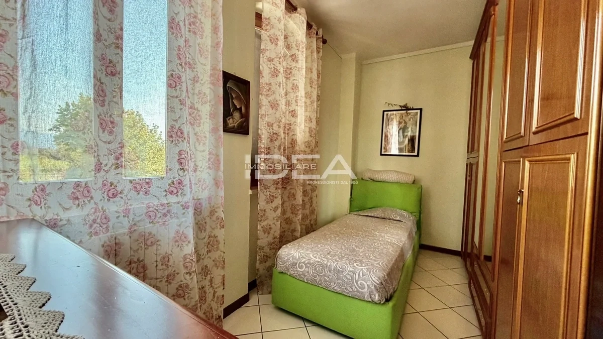 2 - house for sale in lucca tuscany italy