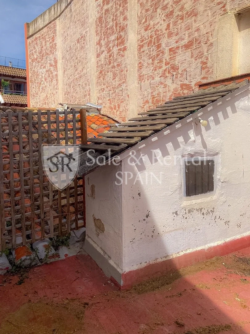 2 - venta edificio a pie de playa blanes cataluña españa