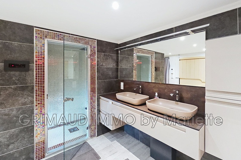 2 - vente appartement port grimaud var france
