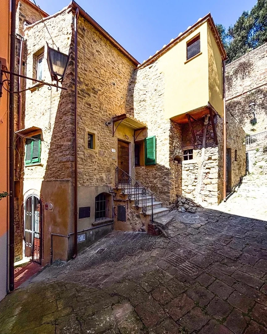 2 - vendita appartamento montescudaio toscana italia