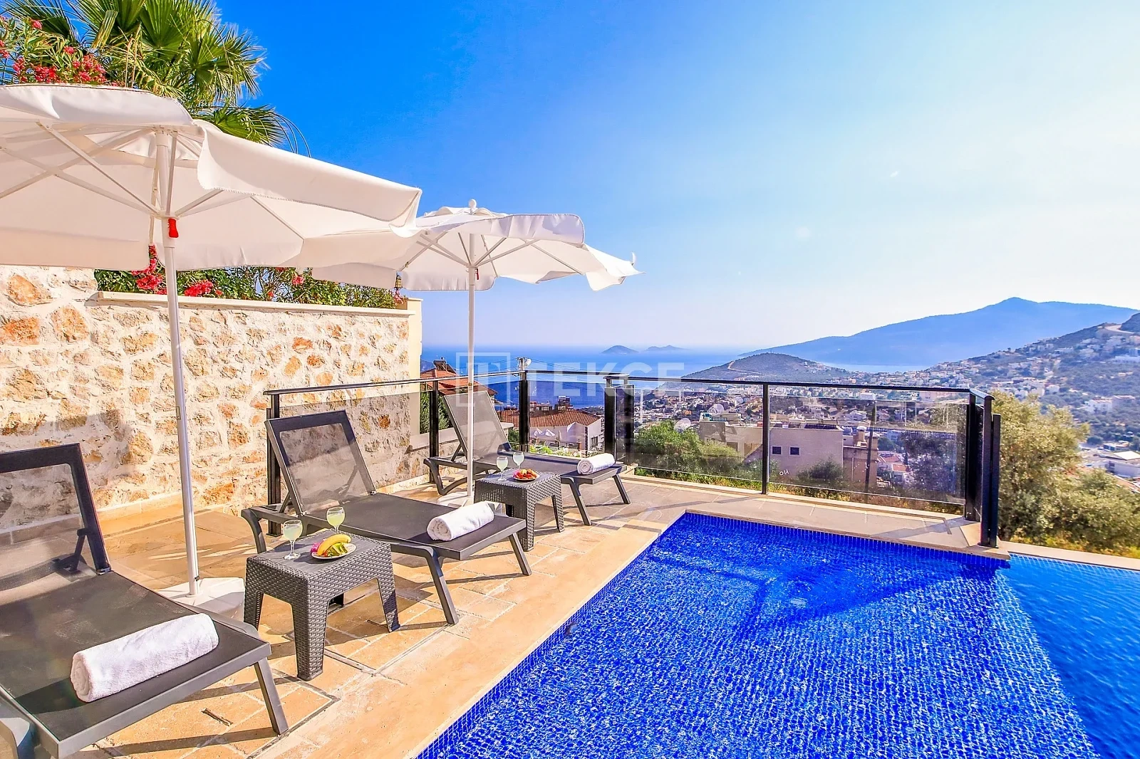 2 - venta casa vista al mar kas antalya turquía
