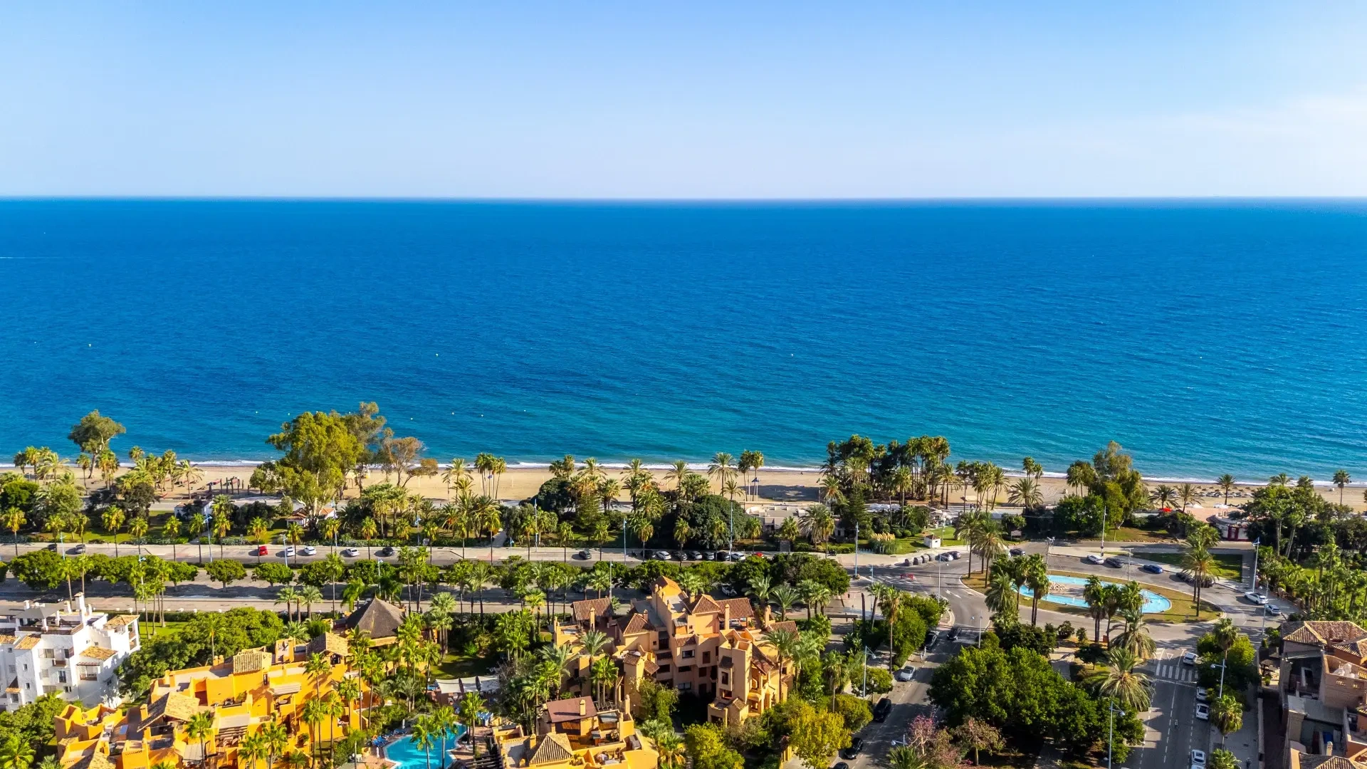 1 - verkoop appartement aan het water san pedro de alcántara andalusië spanje