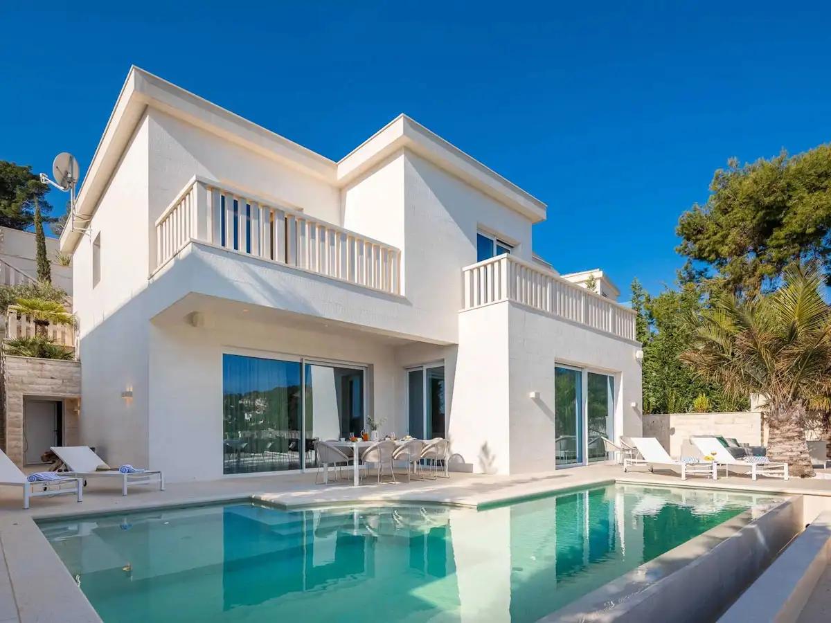2 - aluguer sazonal casa frente ao mar selca split-dalmácia croácia
