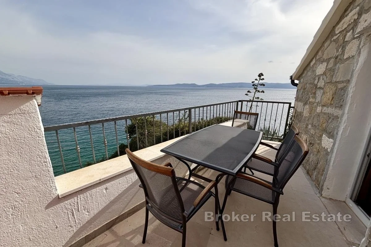 2 - venta casa vista al mar omiš split-dalmacia croacia