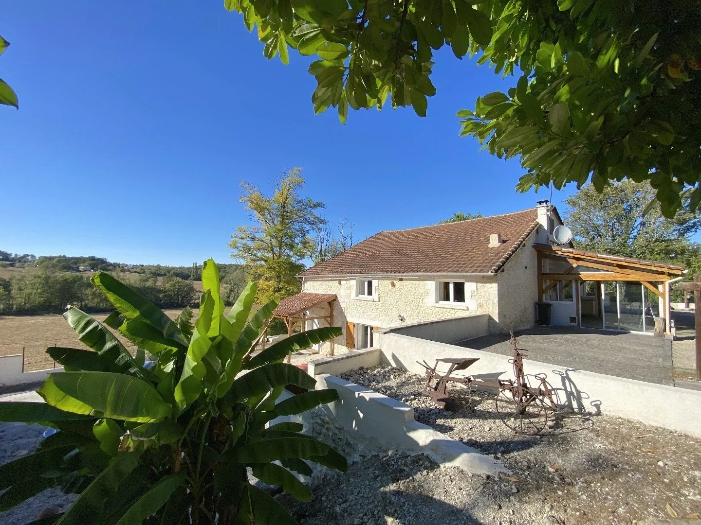 2 - vente maison celles charente-maritime france