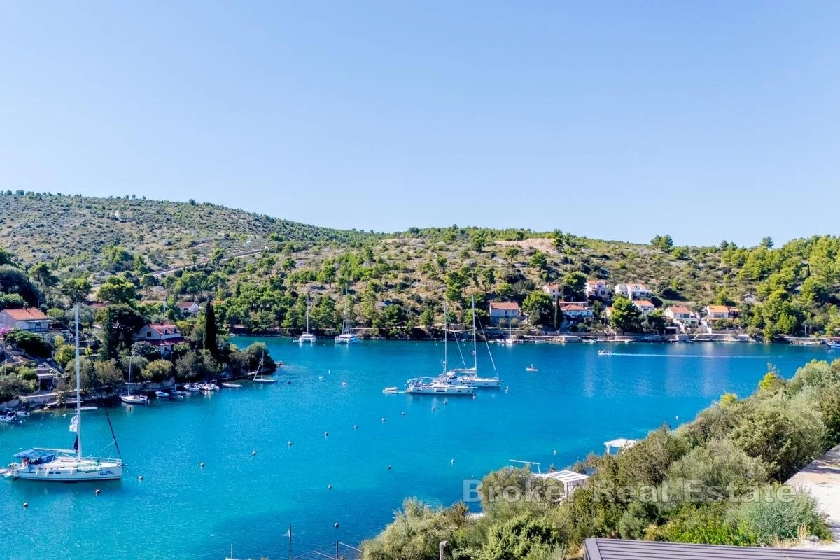 2 - vente terrain pieds dans l'eau brač split-dalmatie croatie