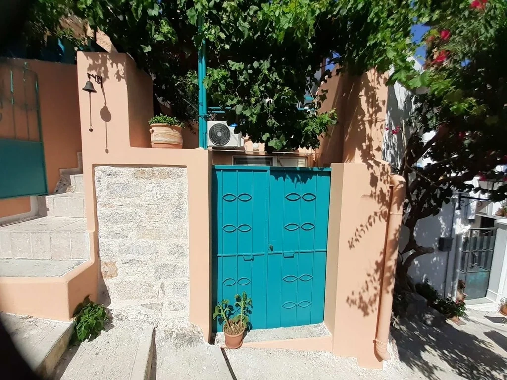 2 - venda casa vrýses creta grécia