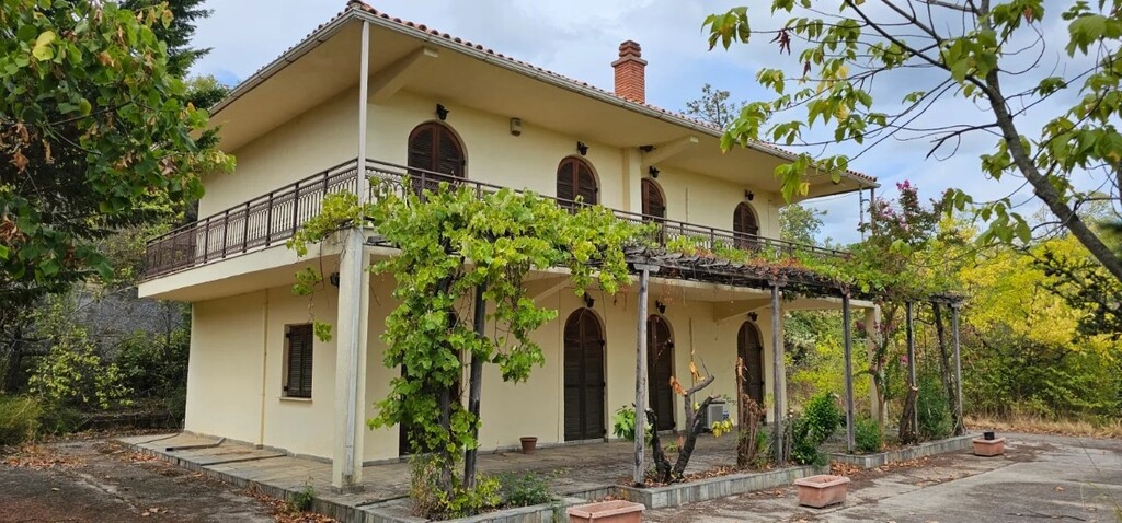 2 - beach walk house for sale in krionéri central macedonia greece
