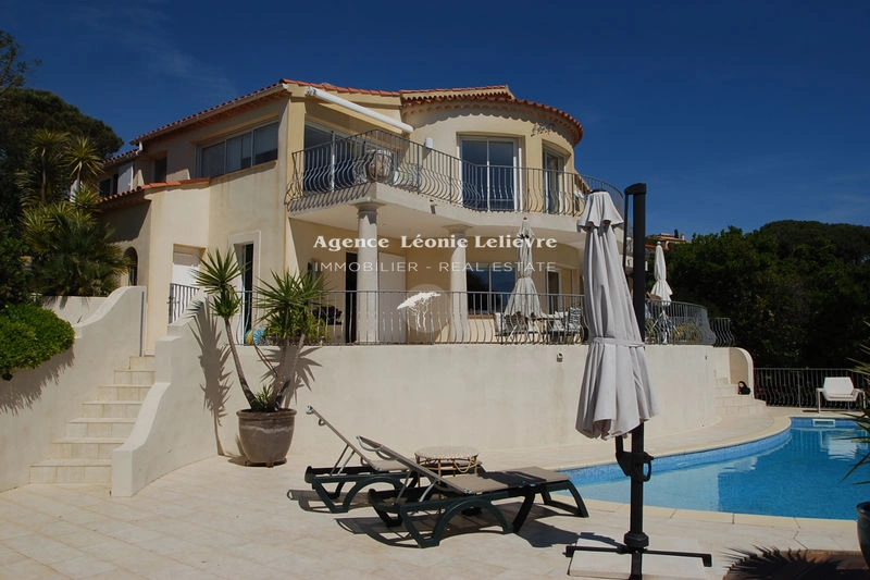 1 - venta villa vista al mar les issambres var francia