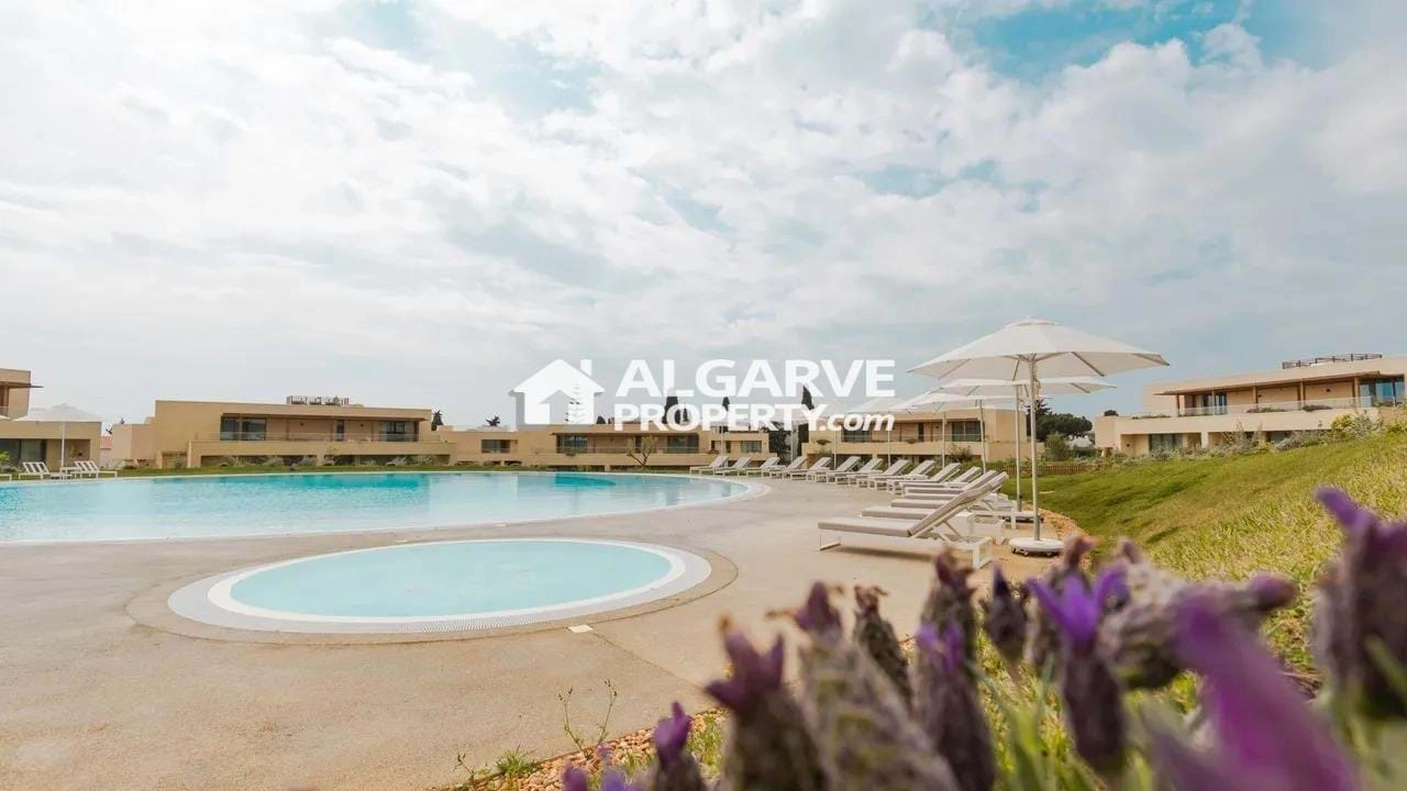 1 - venda apartamento a praia ao pé porches algarve portugal