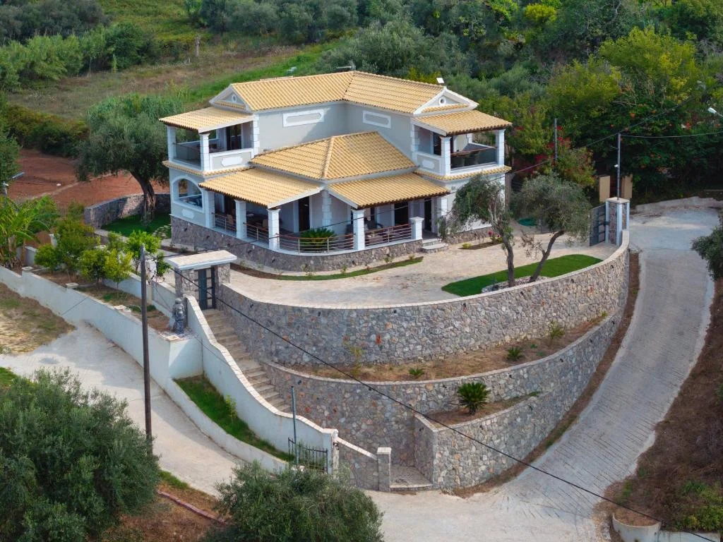 1 - verkoop huis uitzicht op zee corfu ionische eilanden griekenland