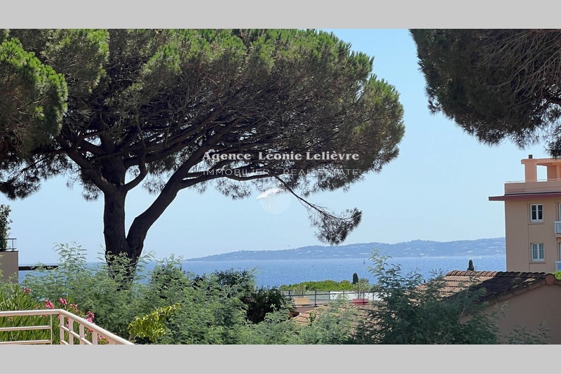 1 - sea view apartment for sale in les issambres var france