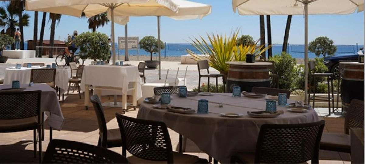 1 - venda espaço comercial frente ao mar estepona - costa del sol andaluzia espanha