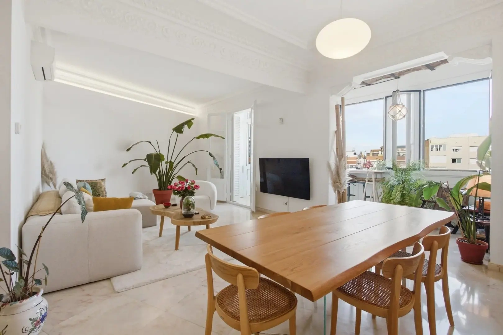 2 - apartment for sale in barcelona catalonia spain