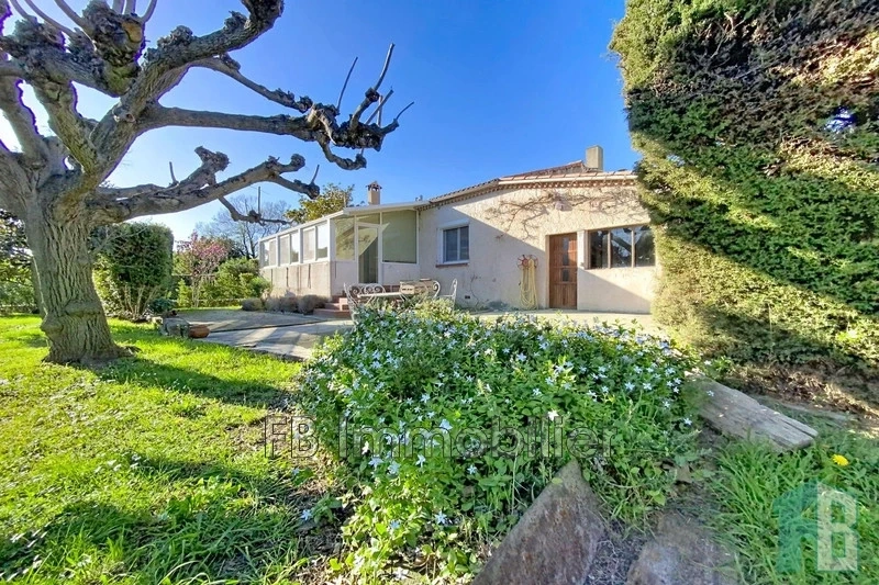 1 - house for sale in eyguières bouches-du-rhône france