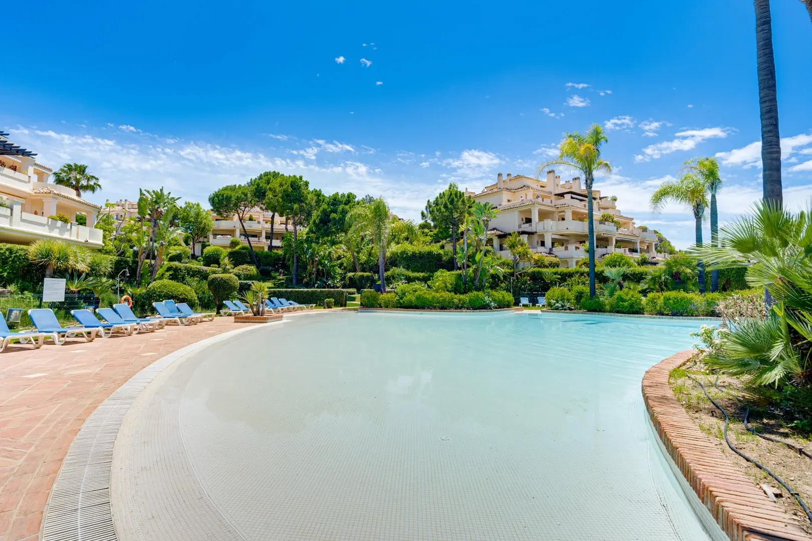 2 - venta apartamento benahavis - costa del sol andalucía españa