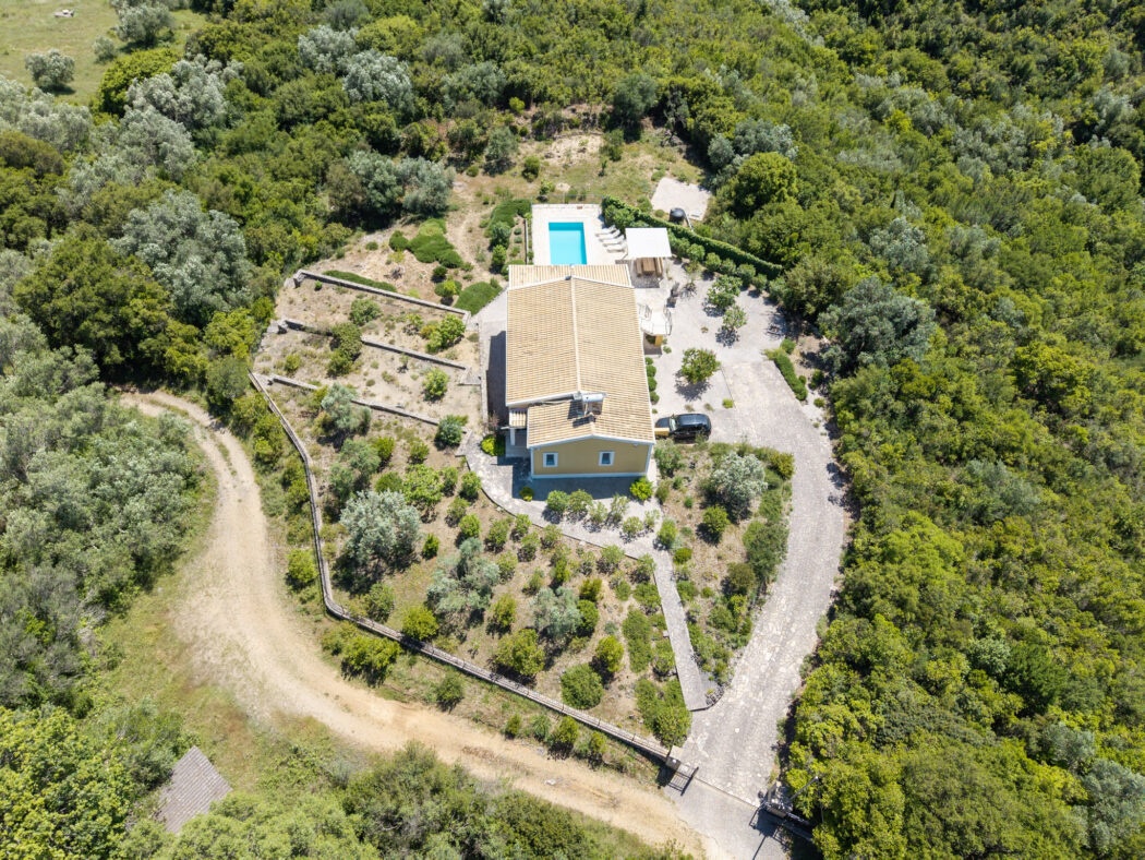 2 - vente maison káto korakiána îles ioniennes grèce
