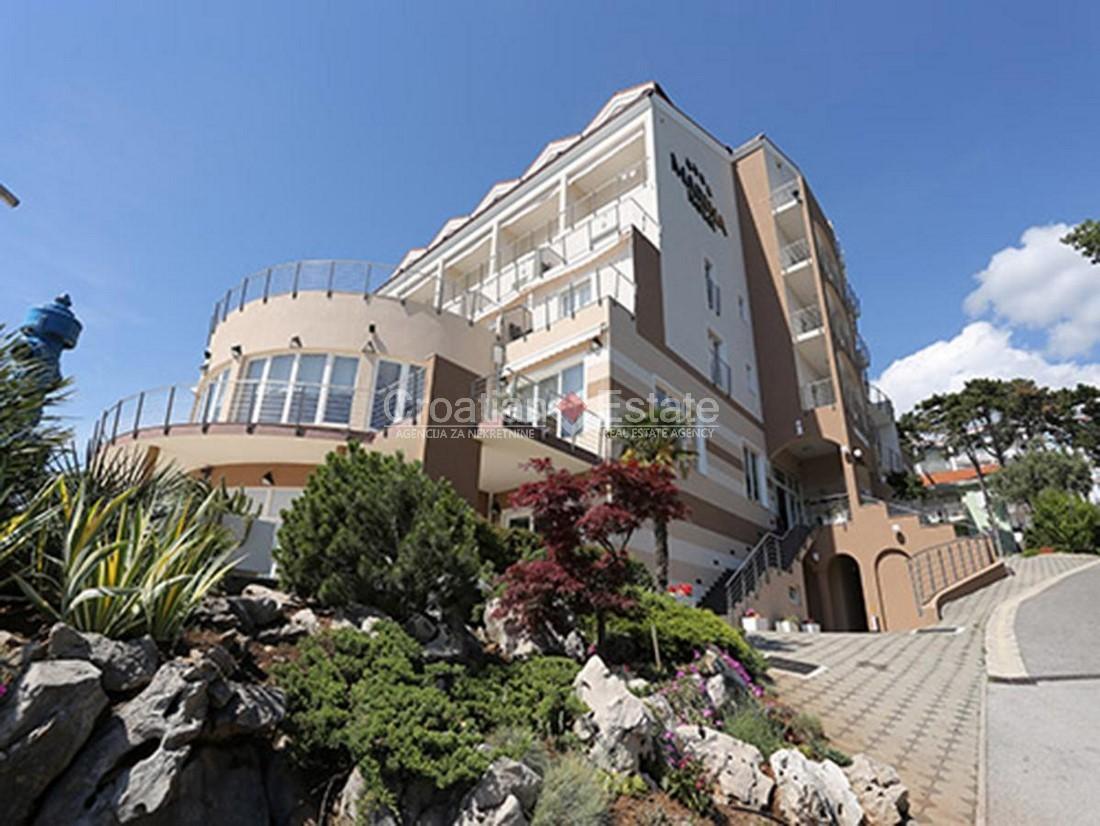 2 - venda espaço comercial frente ao mar crikvenica primorje-gorski kotar croácia