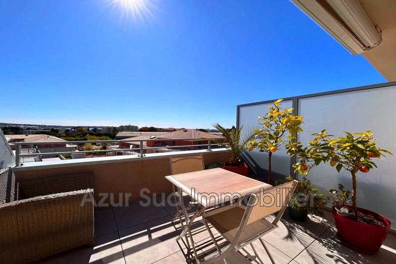 1 - verkoop appartement uitzicht op zee golfe juan alpes-maritimes frankrijk