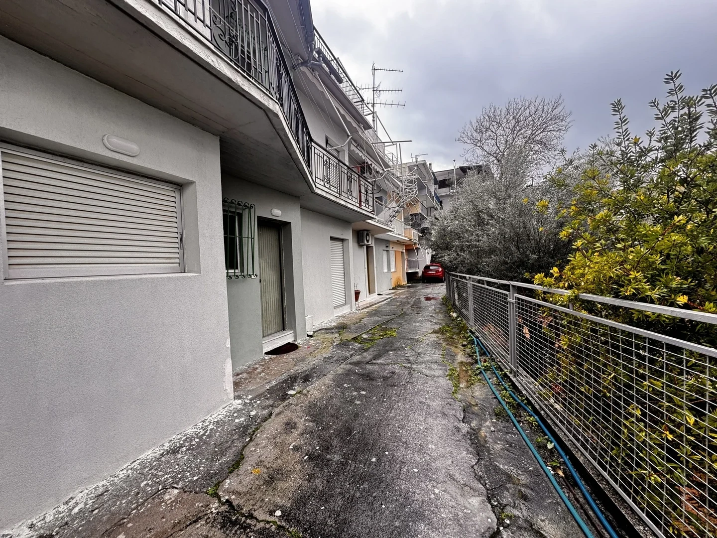 2 - waterfront apartment for sale in mikri mantineia peloponnese greece
