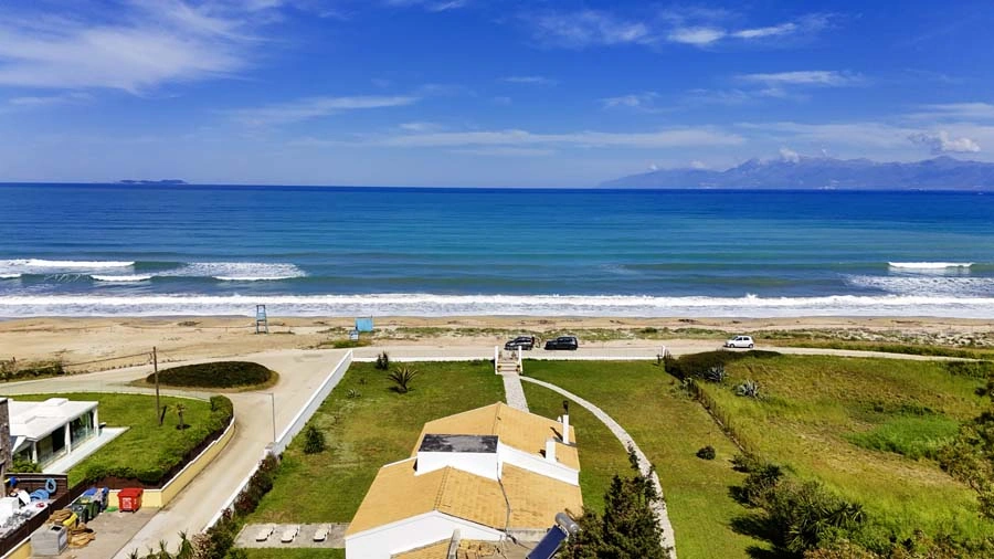 1 - vendita casa fronte mare acharavi isole ioniche grecia