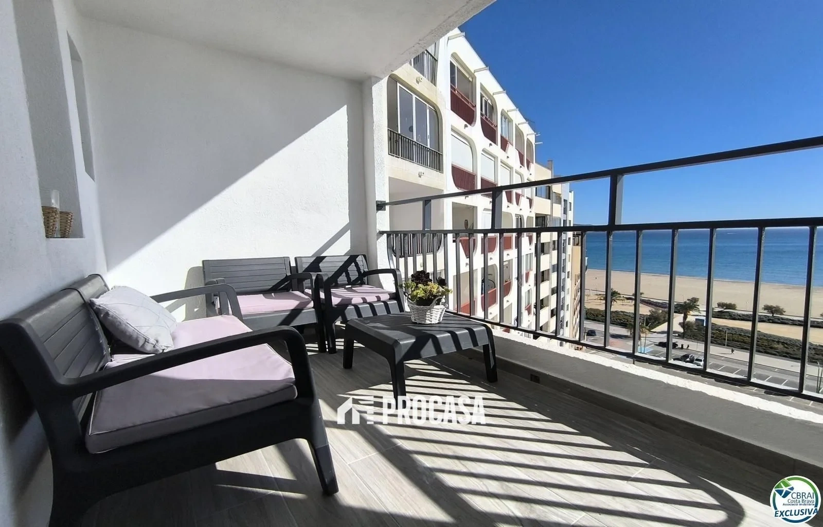 Appartamento fronte mare con 2 camere
