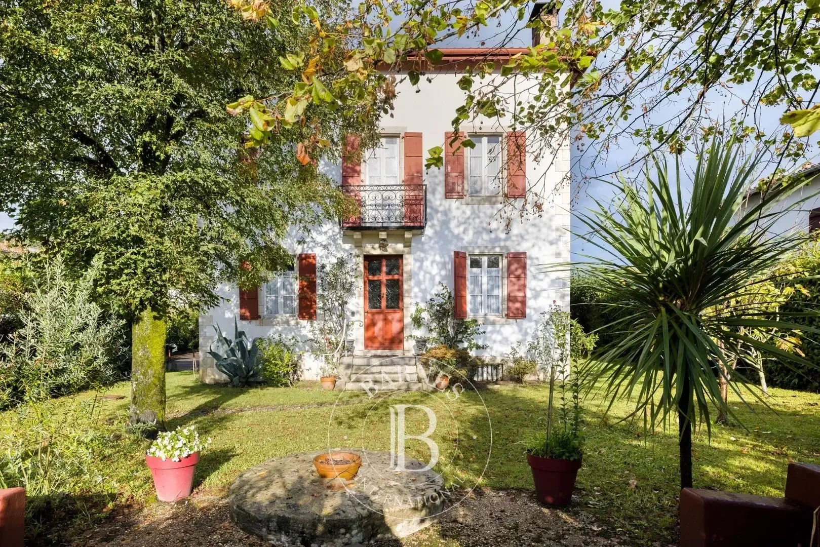 1 - verkoop huis ustaritz - côte basque pyrénées-atlantiques - côte basque frankrijk