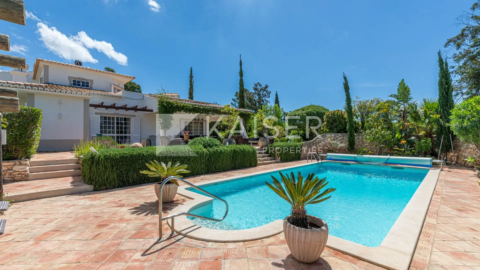 2 - house for sale in benagil algarve portugal