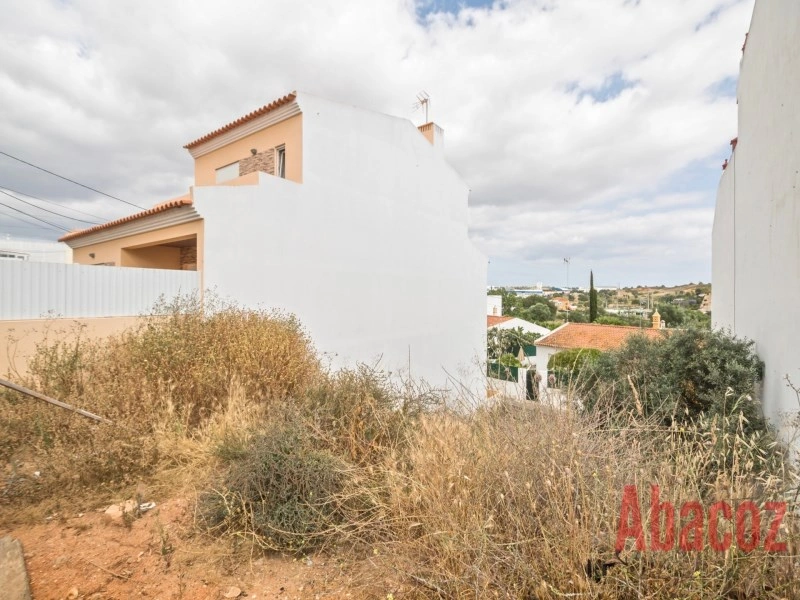 2 - venta terreno estombar e parchal algarve portugal