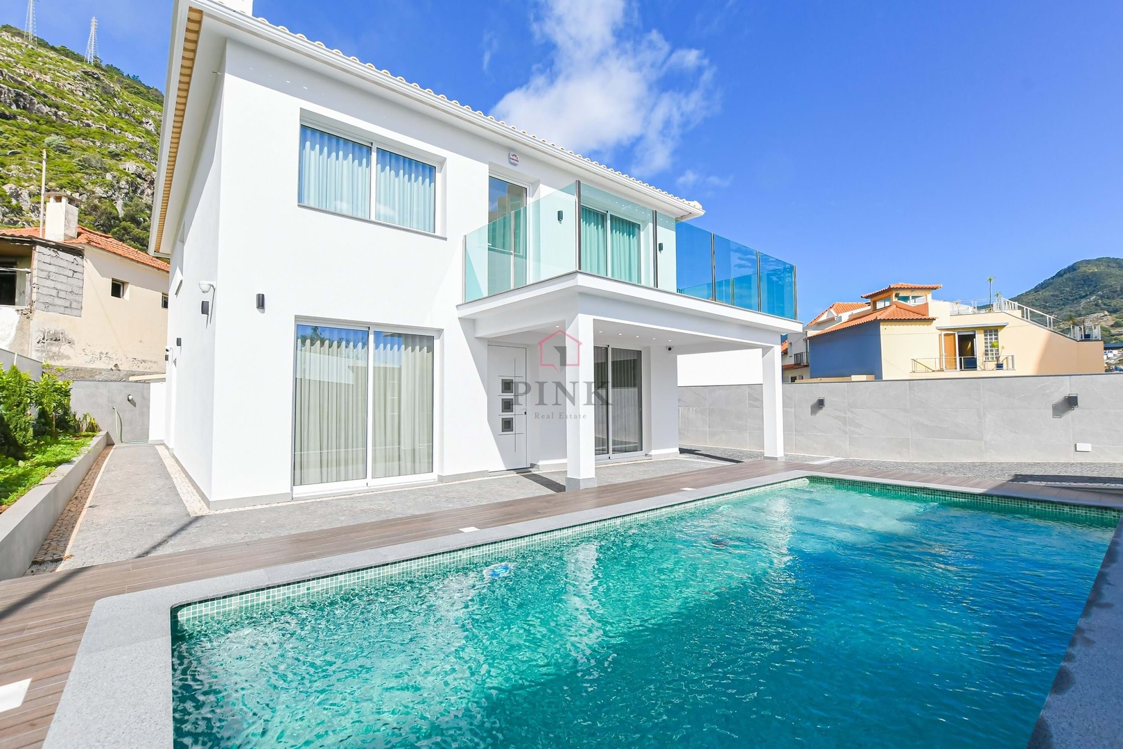 2 - sea view house for sale in machico madeira portugal