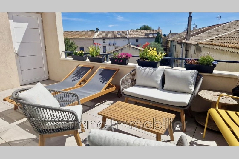 1 - venda apartamento maillane bouches-du-rhône frança