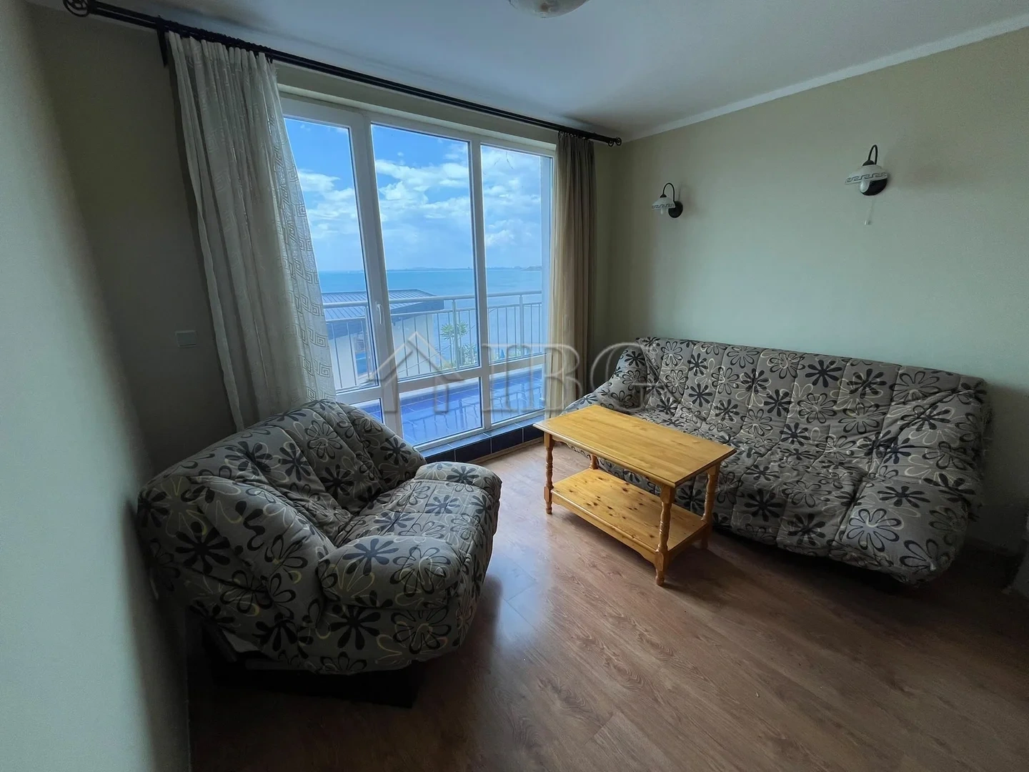 2 - venta apartamento frente al mar pomorie burgas bulgaria