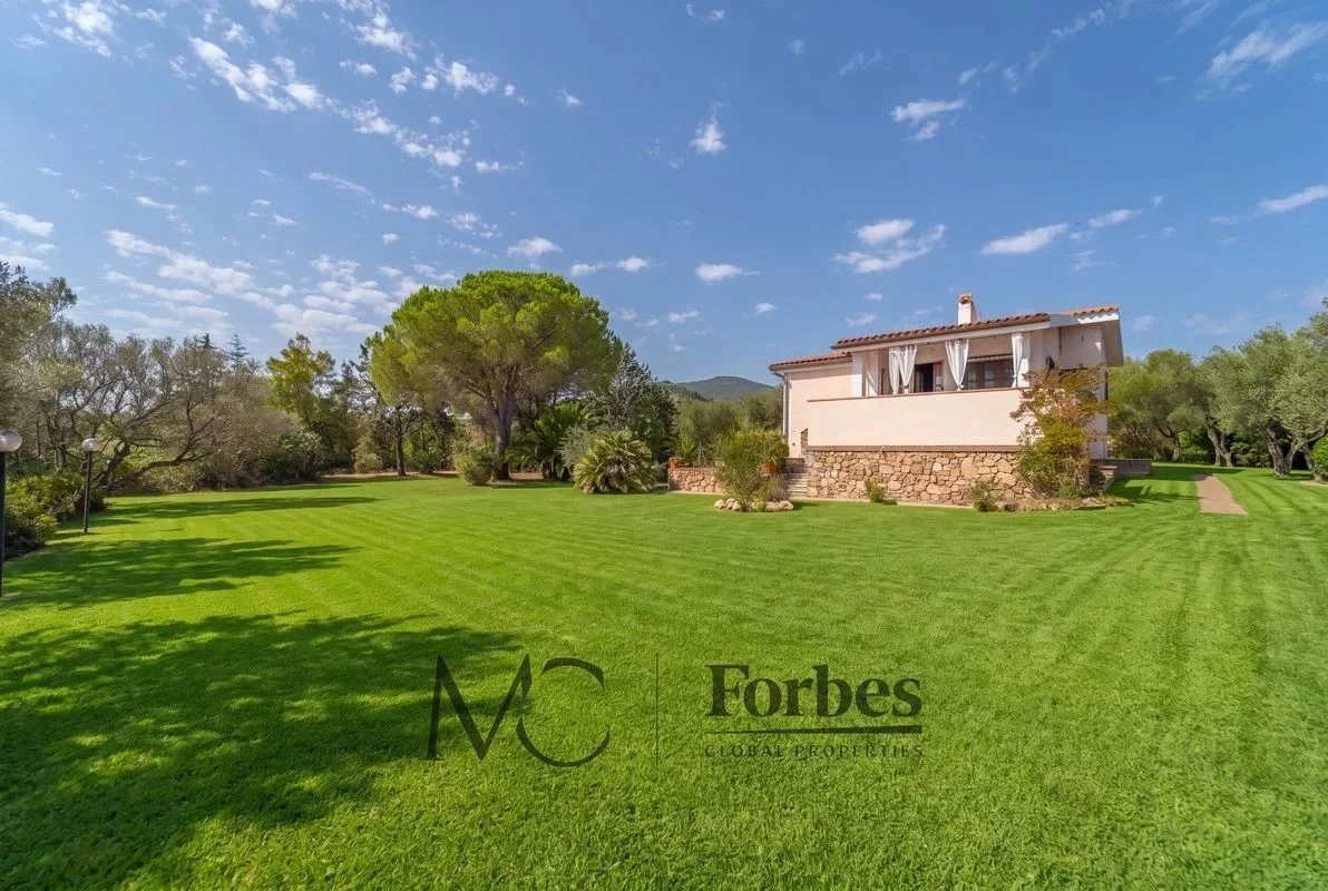 2 - verkoop villa san teodoro sardinia italië