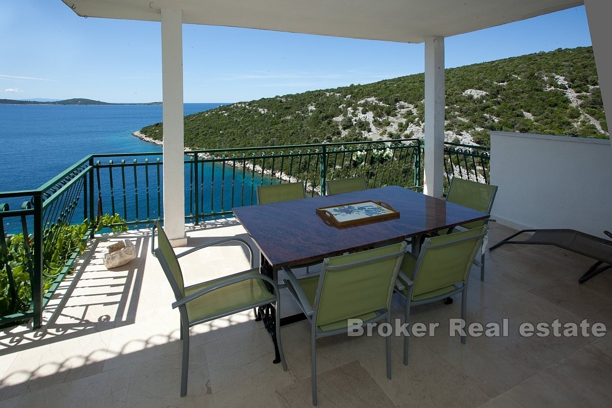 2 - venta casa vista al mar marina split-dalmacia croacia