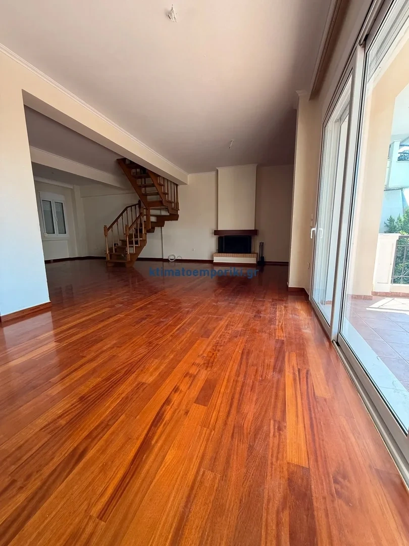 2 - venda casa voula ática grécia