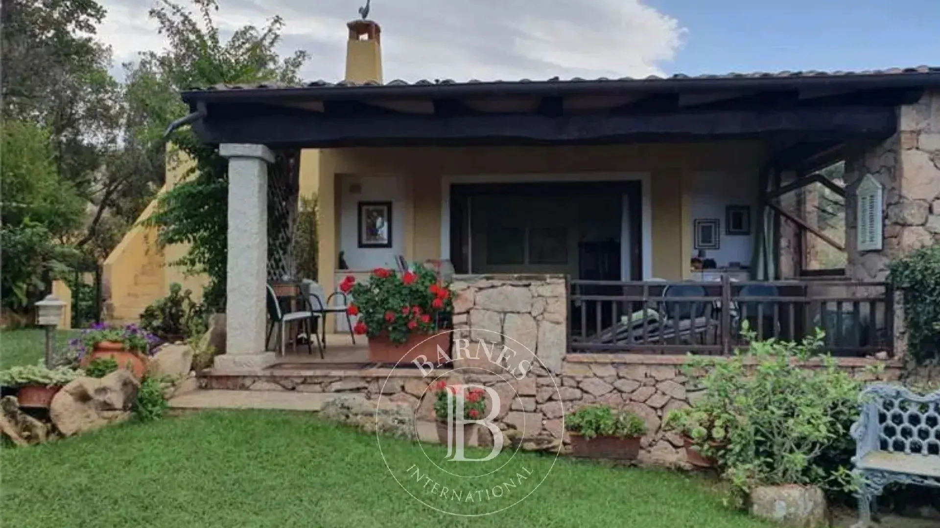 2 - vente maison vue mer loiri porto san paolo sardaigne italie