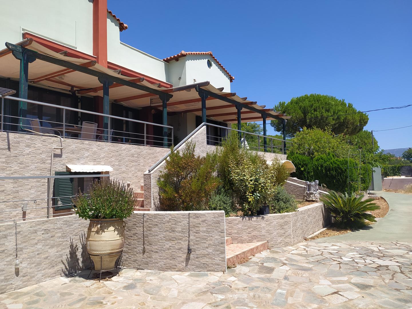 1 - vente maison plage à pied erétria grèce centrale grèce