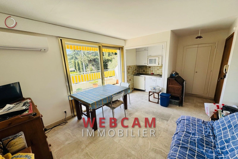 Apartamento con piscina
