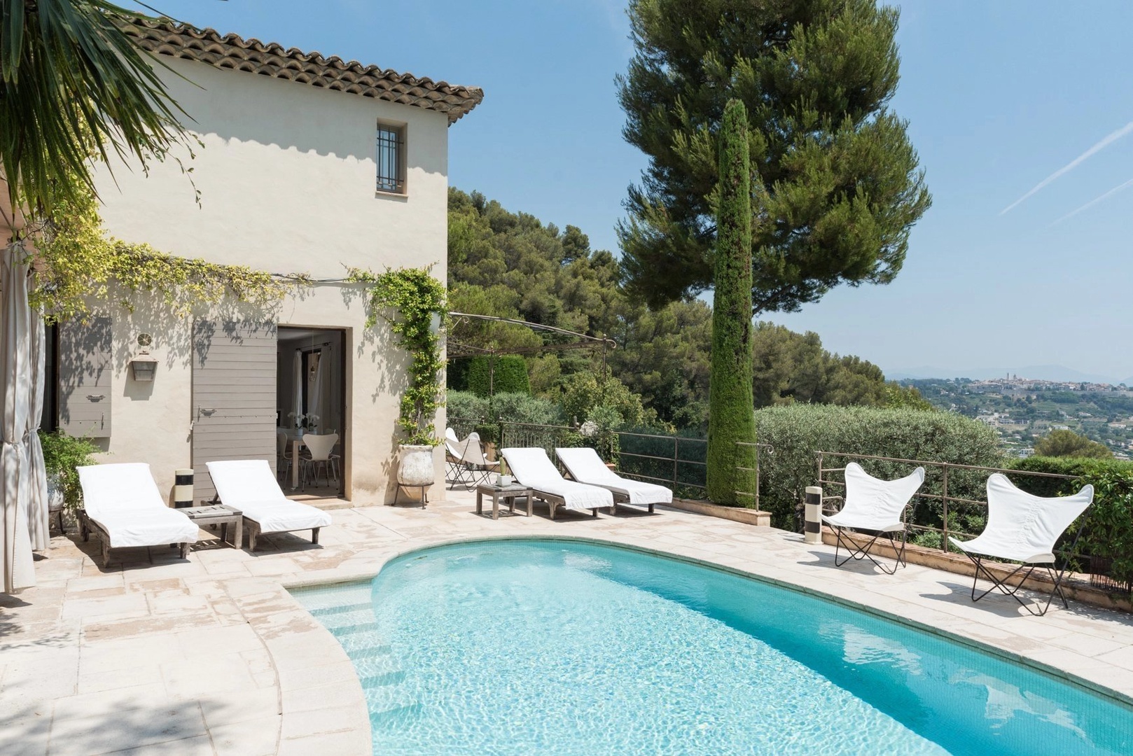 1 - aluguer sazonal casa la colle-sur-loup alpes-maritimes frança