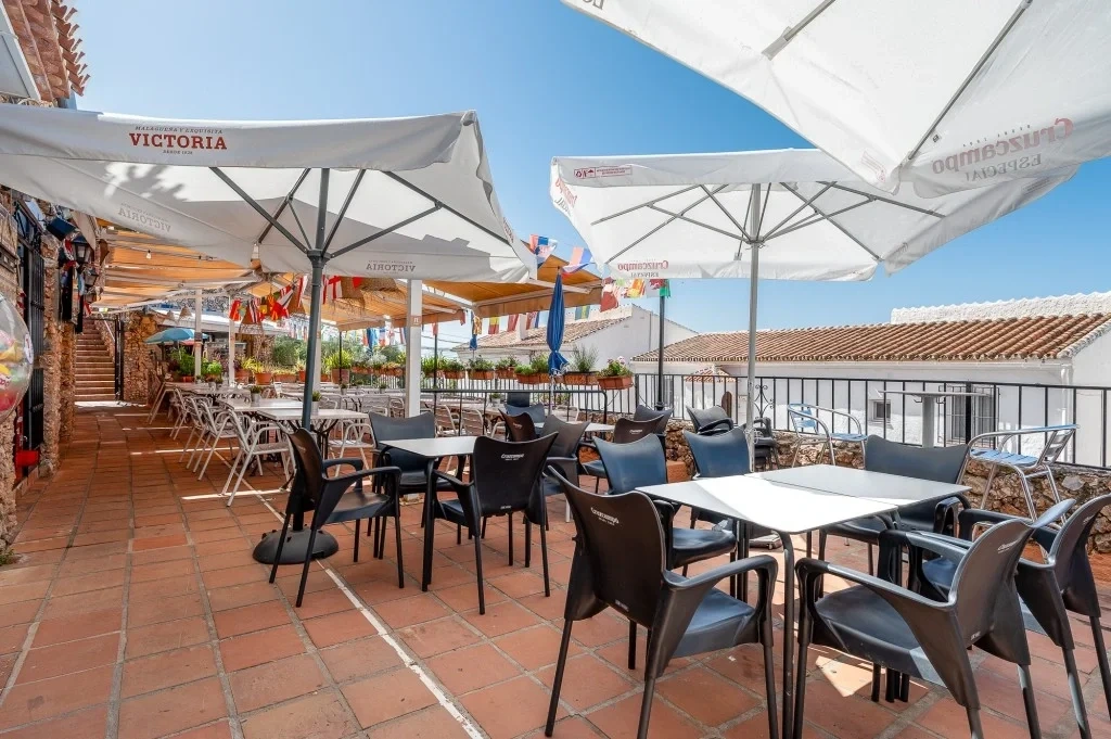 1 - venta comercio nerja andalucía españa