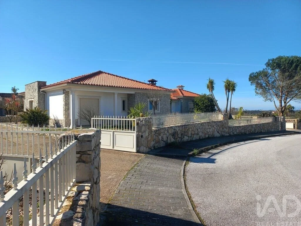 2 - house for sale in arrabal centro region portugal