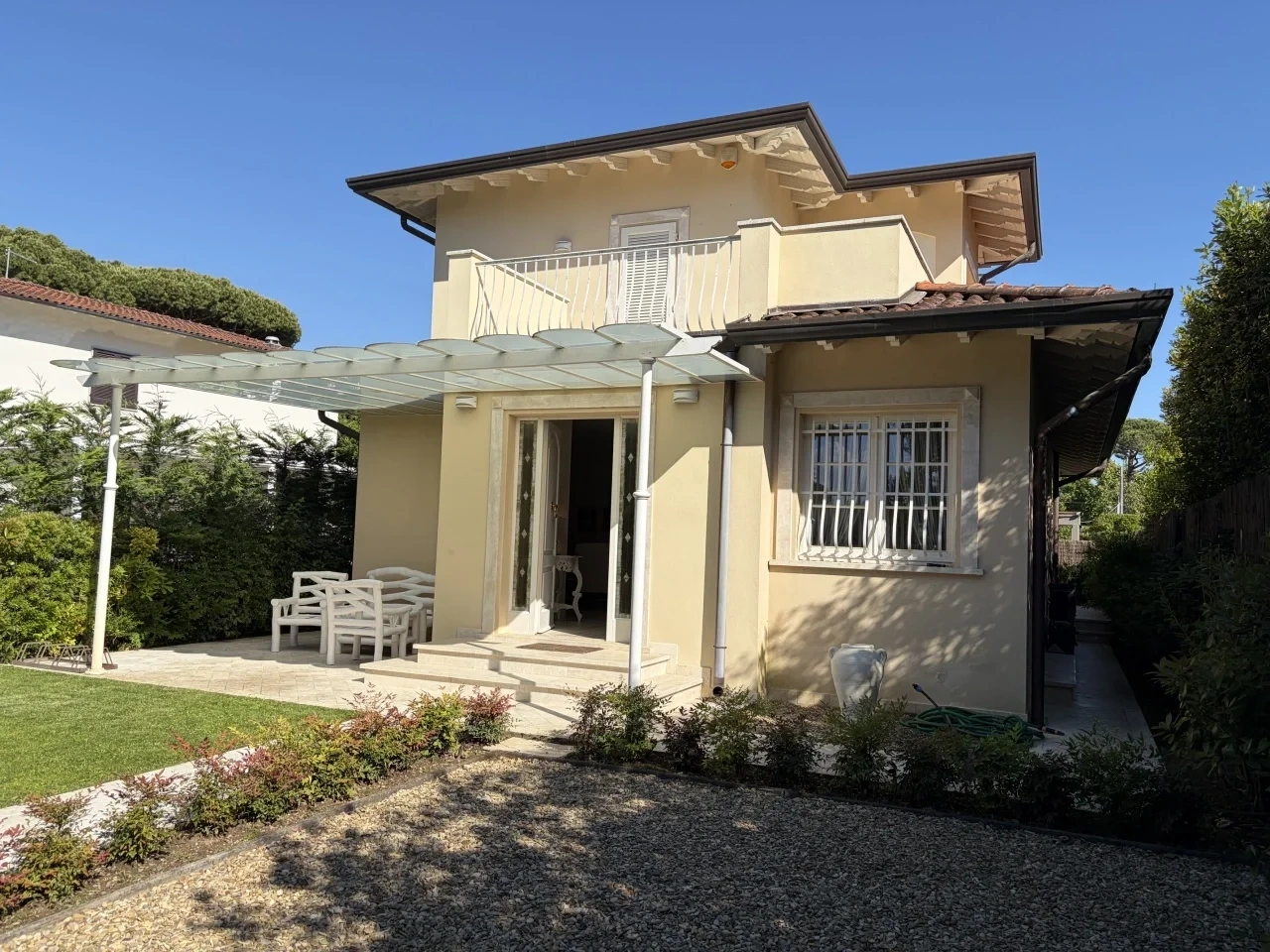 1 - sea view villa for vacation rentals in forte dei marmi tuscany italy