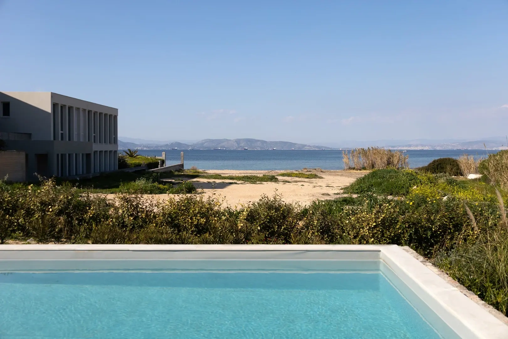 1 - venda apartamento frente ao mar aegina ática grécia