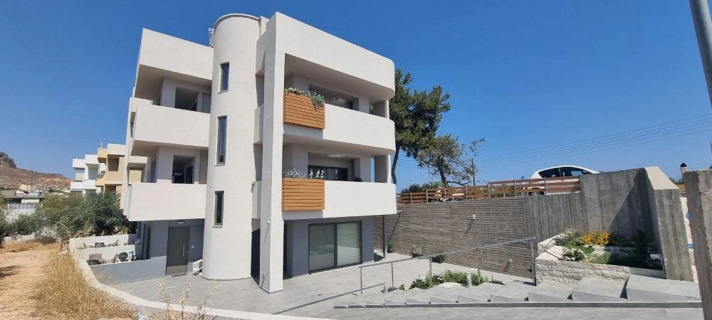 2 - vente maison goúrnes crète grèce