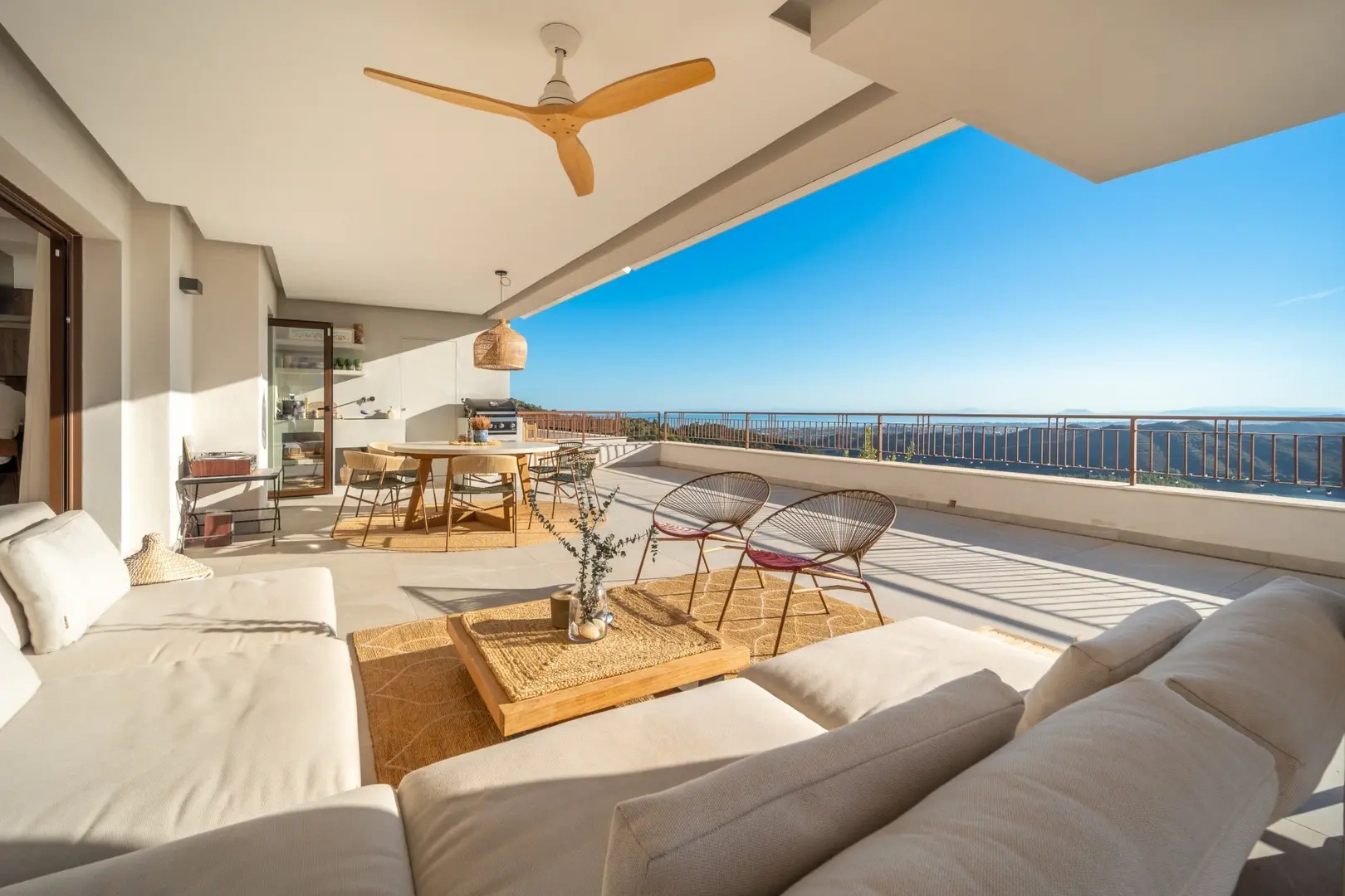 1 - sea view apartment for sale in istan andalusia spain