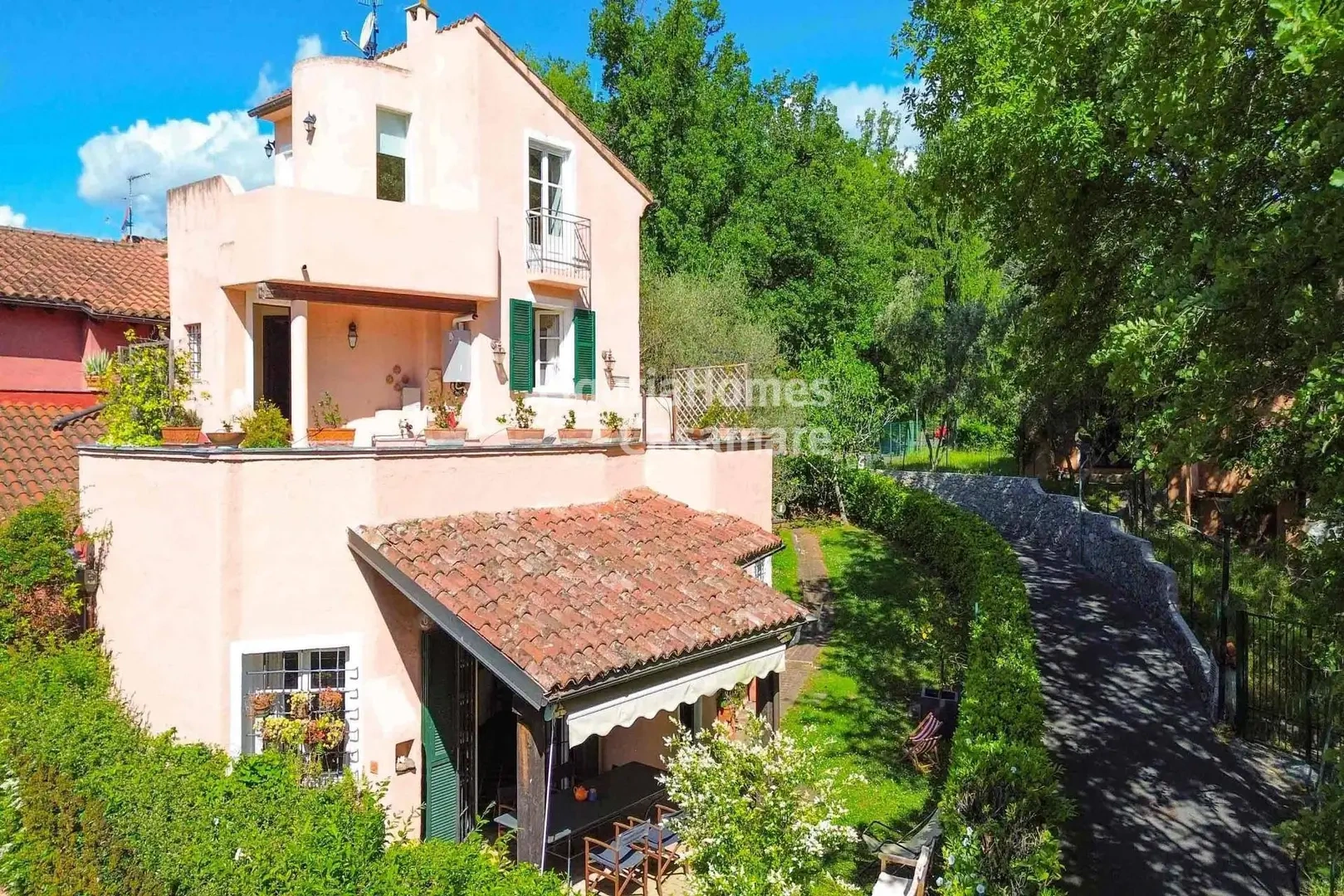 Maison avec terrasse